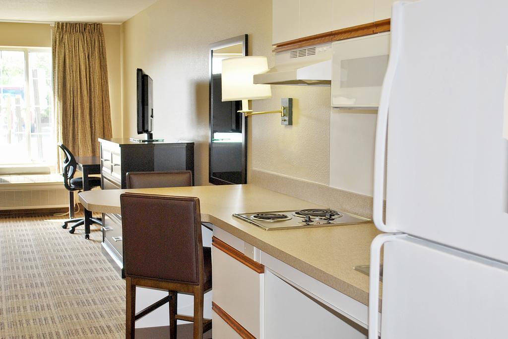 Mainstay Suites Las Vegas Convention Center Экстерьер фото
