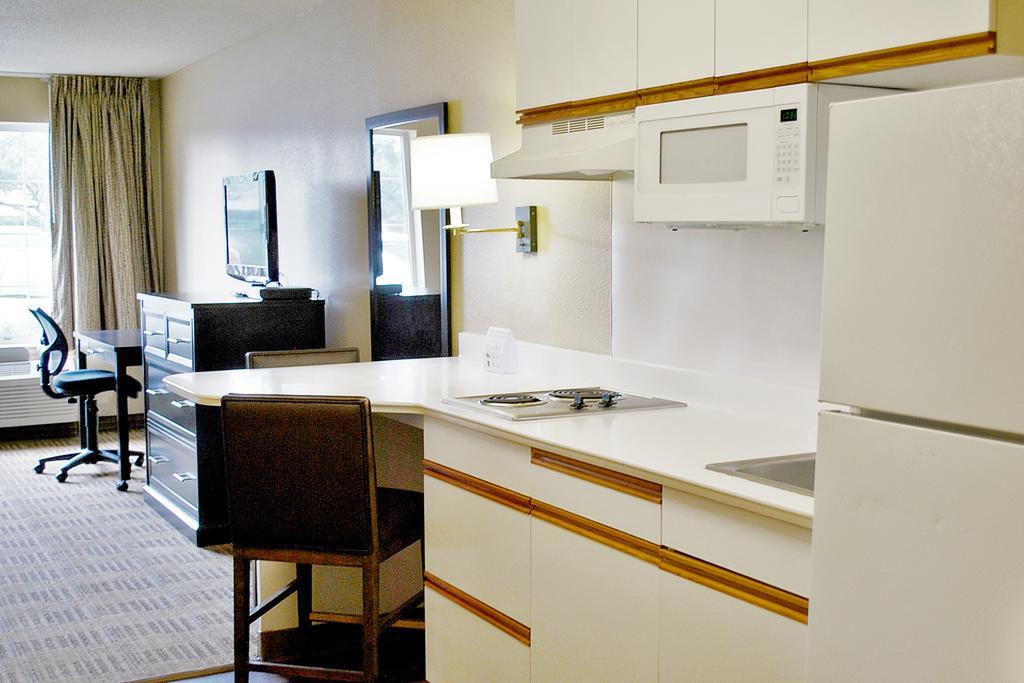 Mainstay Suites Las Vegas Convention Center Экстерьер фото