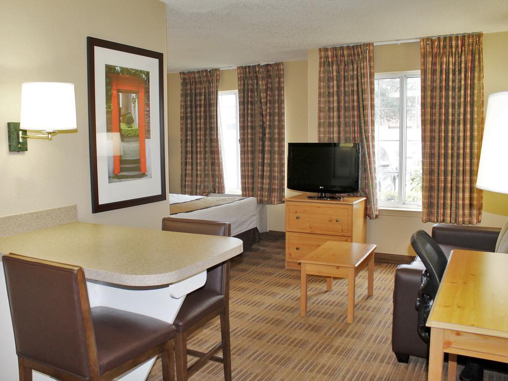 Mainstay Suites Las Vegas Convention Center Экстерьер фото